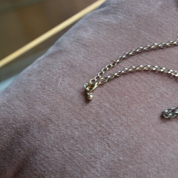 Classic Green Gemstone Bib Statement Necklace - Picture 4 of 8